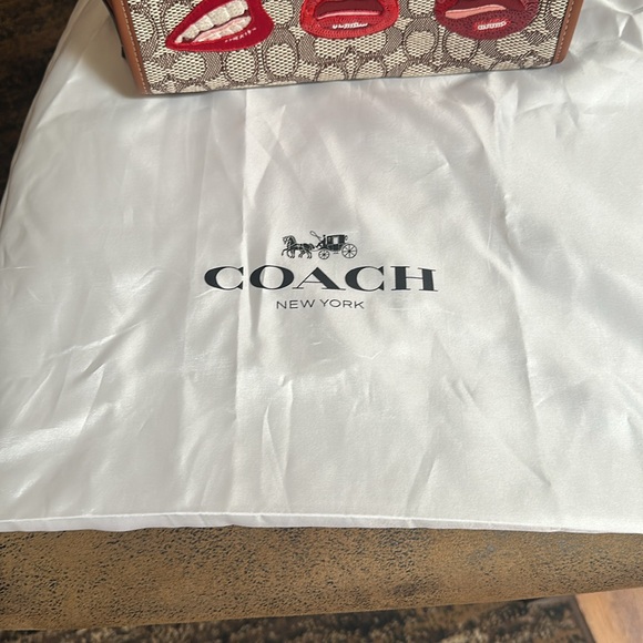 Coach Tom Wesselmann Rouge Tote - Picture 15 of 15